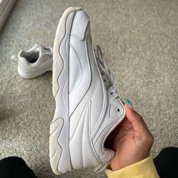 Fila Disarray White Chunky Sneaker - Picture 4 of 16